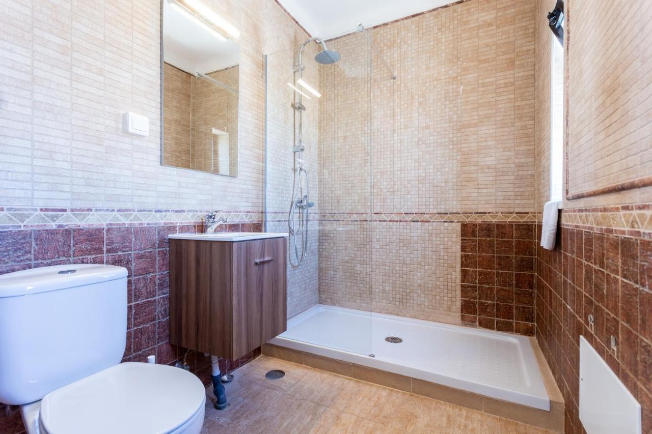 Best Guest Residence Lagos Luaran gambar