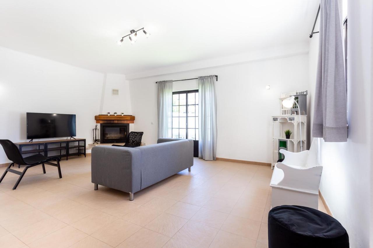 Best Guest Residence Lagos Luaran gambar