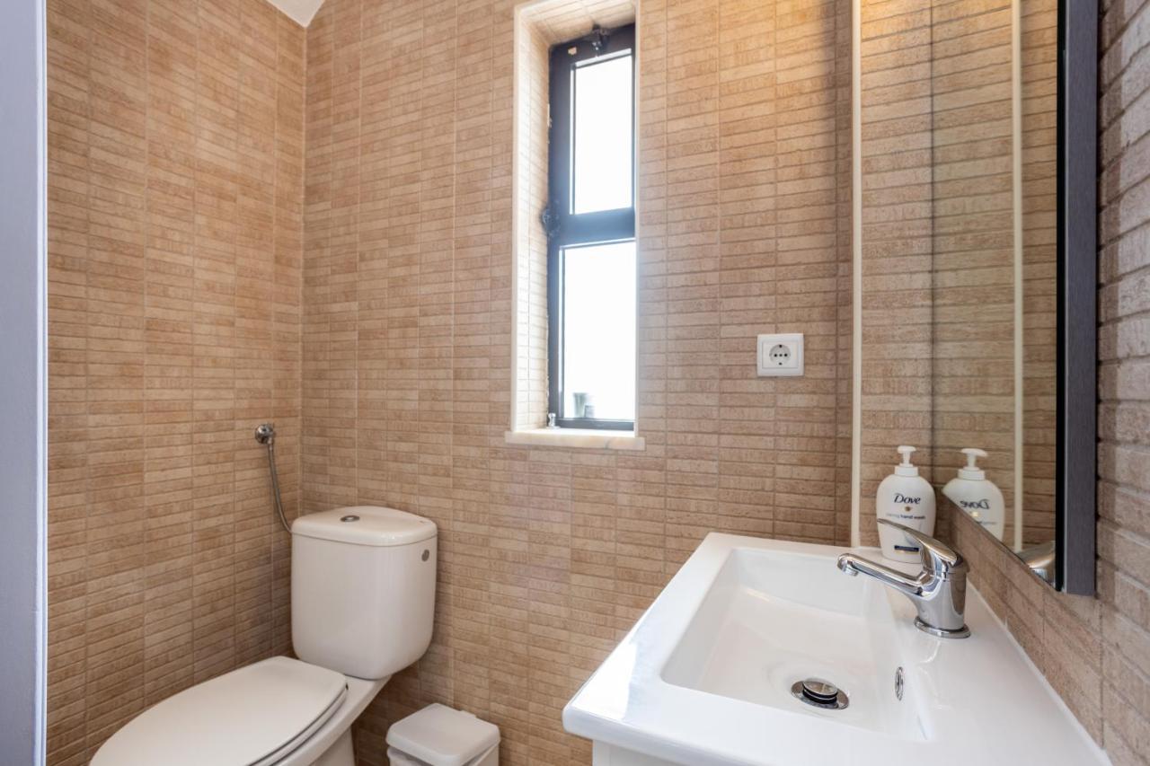 Best Guest Residence Lagos Luaran gambar