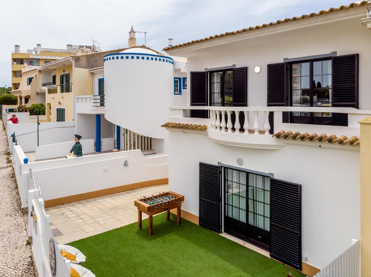 Best Guest Residence Lagos Luaran gambar